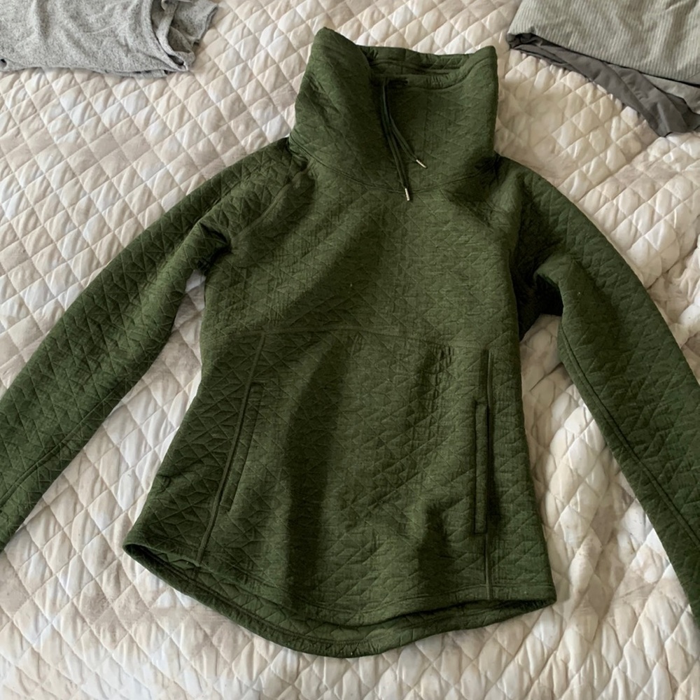 Marmot cowlneck pullover